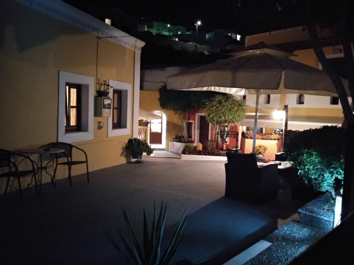 Hotel Pansion Zaharoula Fira  Exteriér fotografie