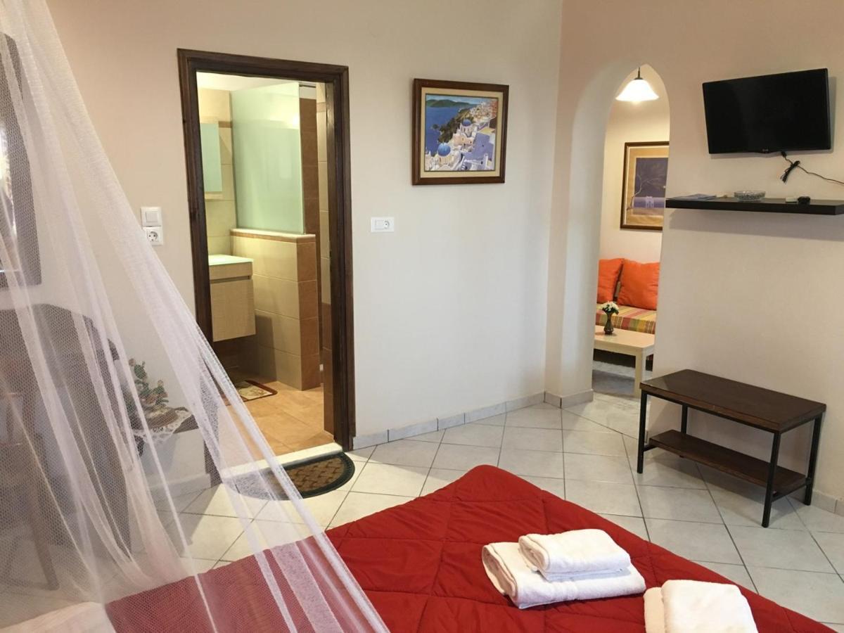 Hotel Pansion Zaharoula Fira  Exteriér fotografie